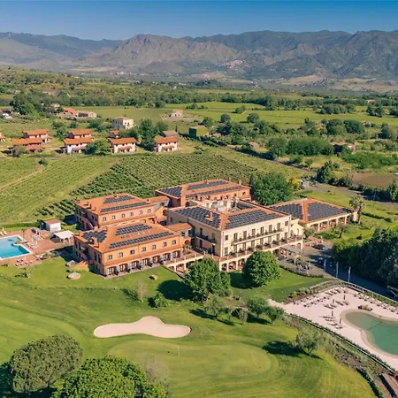Picciolo Etna Golf & Spa, Curio Collection By Hilton 5*