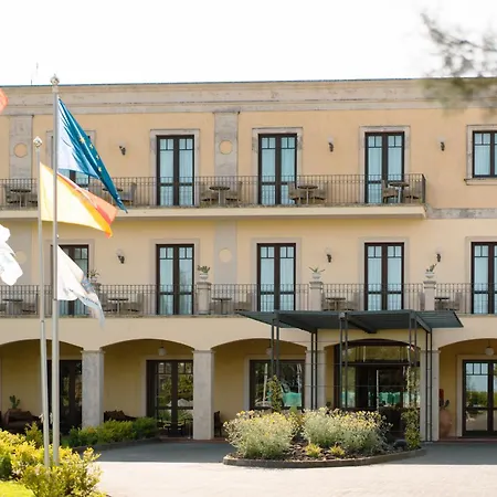 Picciolo Etna Golf Resort & Spa, Curio Collection By Hilton 4*