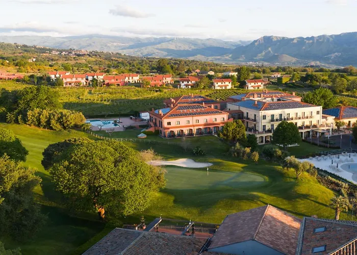 Picciolo Etna Golf & Spa, Curio Collection By Hilton فندق 5*