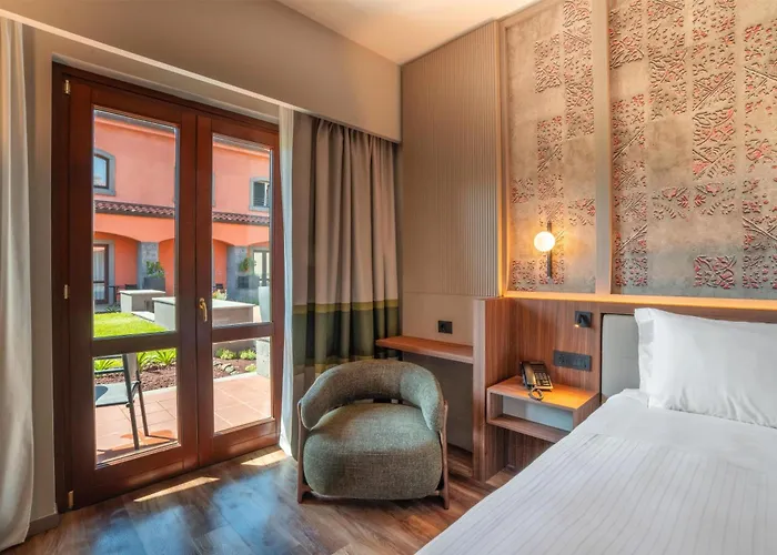 Picciolo Etna Golf & Spa, Curio Collection By Hilton كاستيليوني دي سيشيليا