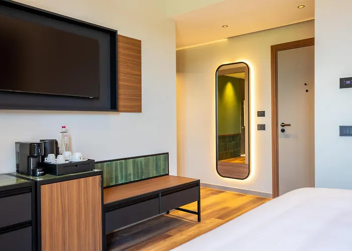 Picciolo Etna Golf & Spa, Curio Collection By Hilton فندق 5*